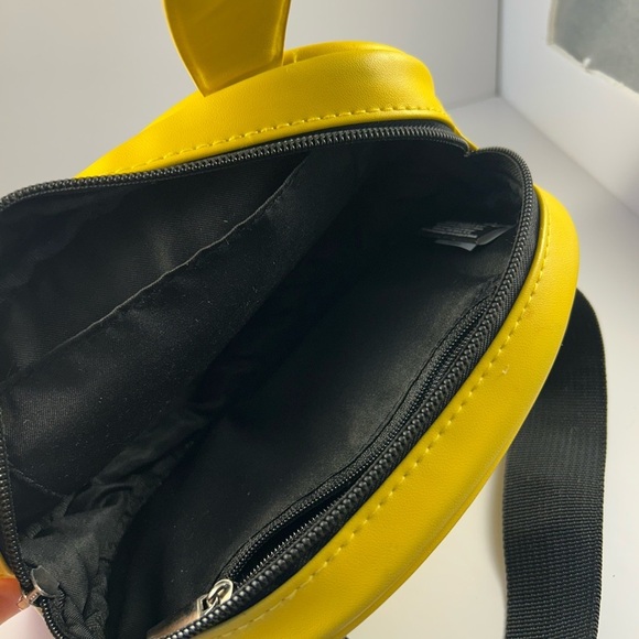 Pokémon picachu purse - Picture 5 of 6